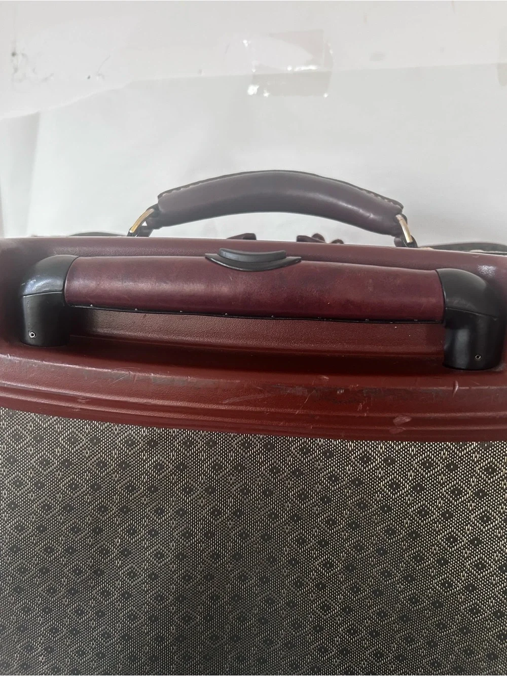 Hartman Wing Diamond pattern rolling luggage leather brown 24” Expandable